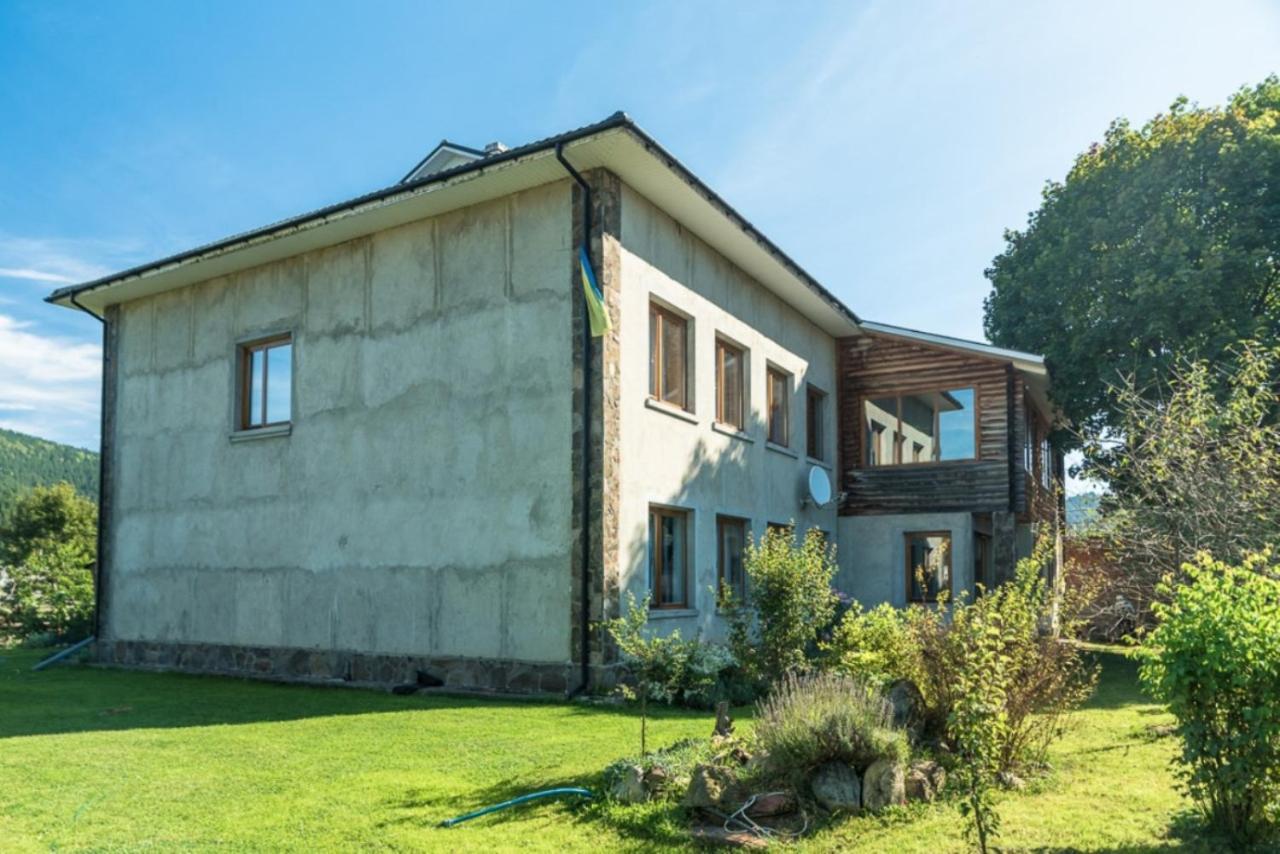 Старе Подвір'Я Verkhovyna Luaran gambar